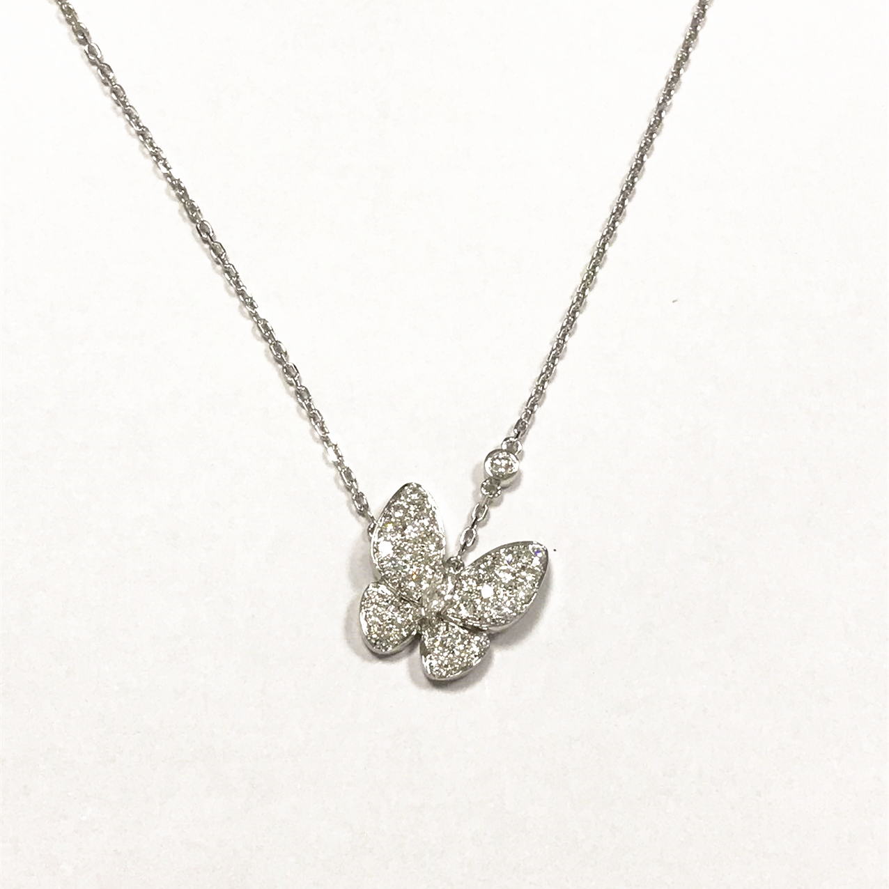 Replica Van Cleef 18K White Gold Two Butterfly Diamonds Pendant Necklace