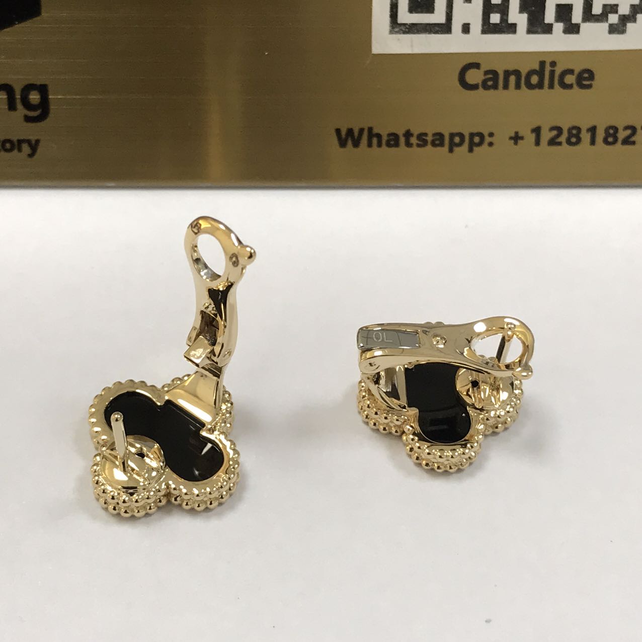 Van Cleef & Arpels Dupe Vintage Alhambra Onyx Earrings 18K Yellow Gold VCARA44200