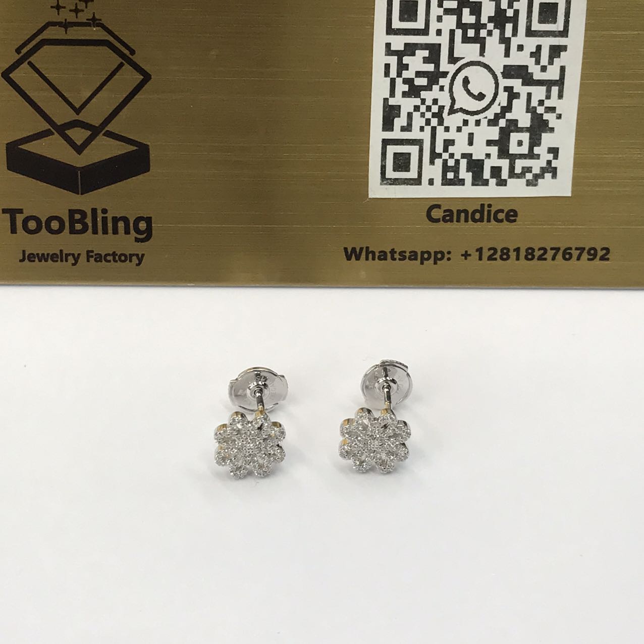 Four Leaves Clover Diamond Earrings 18K White Gold Au750 Earring Studs