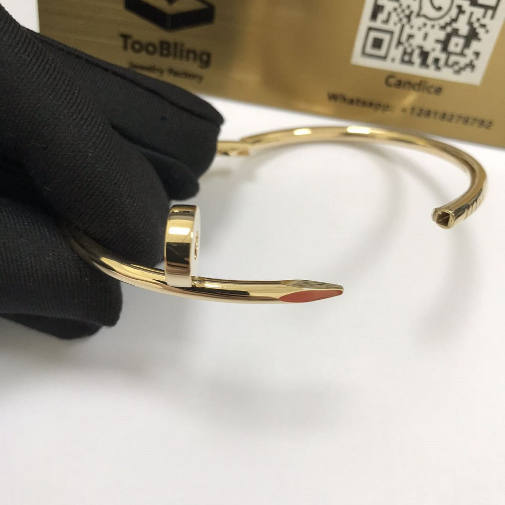18K Gold Fake Cartier Nail Bracelet Copy B6048217 (4) 18K Gold Fake Cartier Nail Bracelet Copy B6048217