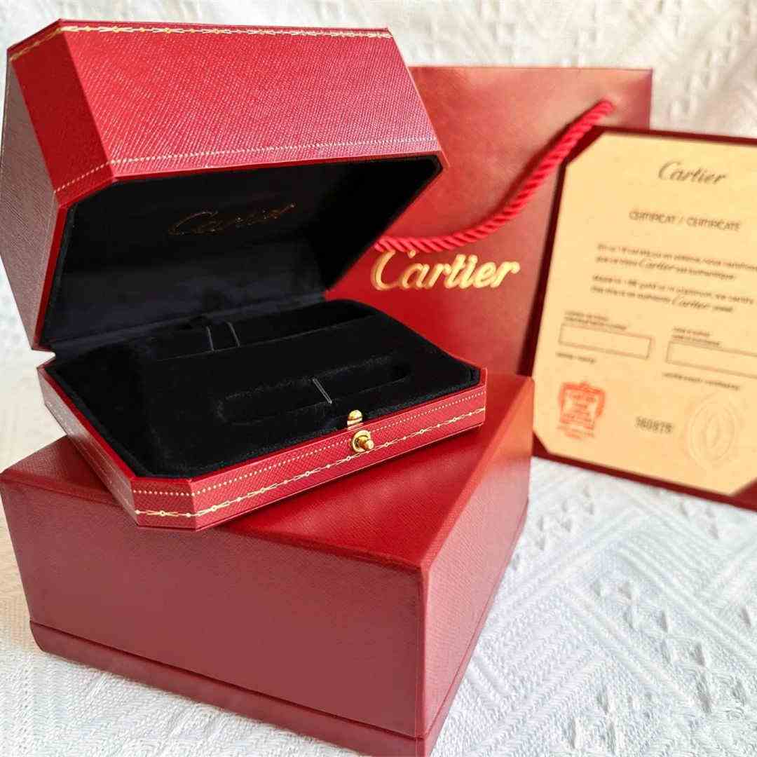 Wholesale Copy Cartier Love Nail Bracelet Box Package (3) Wholesale Copy Cartier Love Nail Bracelet Box Package