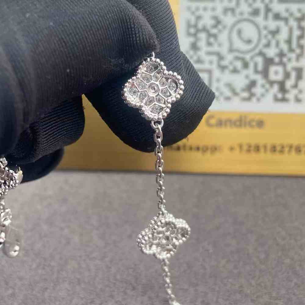 VCA Sweet Alhambra Diamond Bracelet 18K White Gold VCARO85700 (4) VCA Sweet Alhambra Diamond Bracelet 18K White Gold VCARO85700