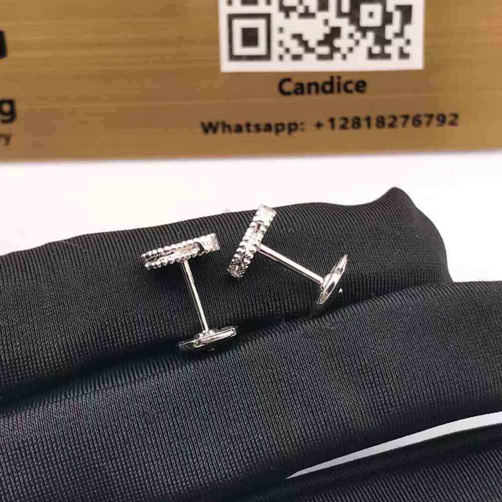 Van Cleef Arpels Sweet Alhambra Diamond Earrings VCARO85500 (3) Van Cleef Arpels Sweet Alhambra Diamond Earrings VCARO85500