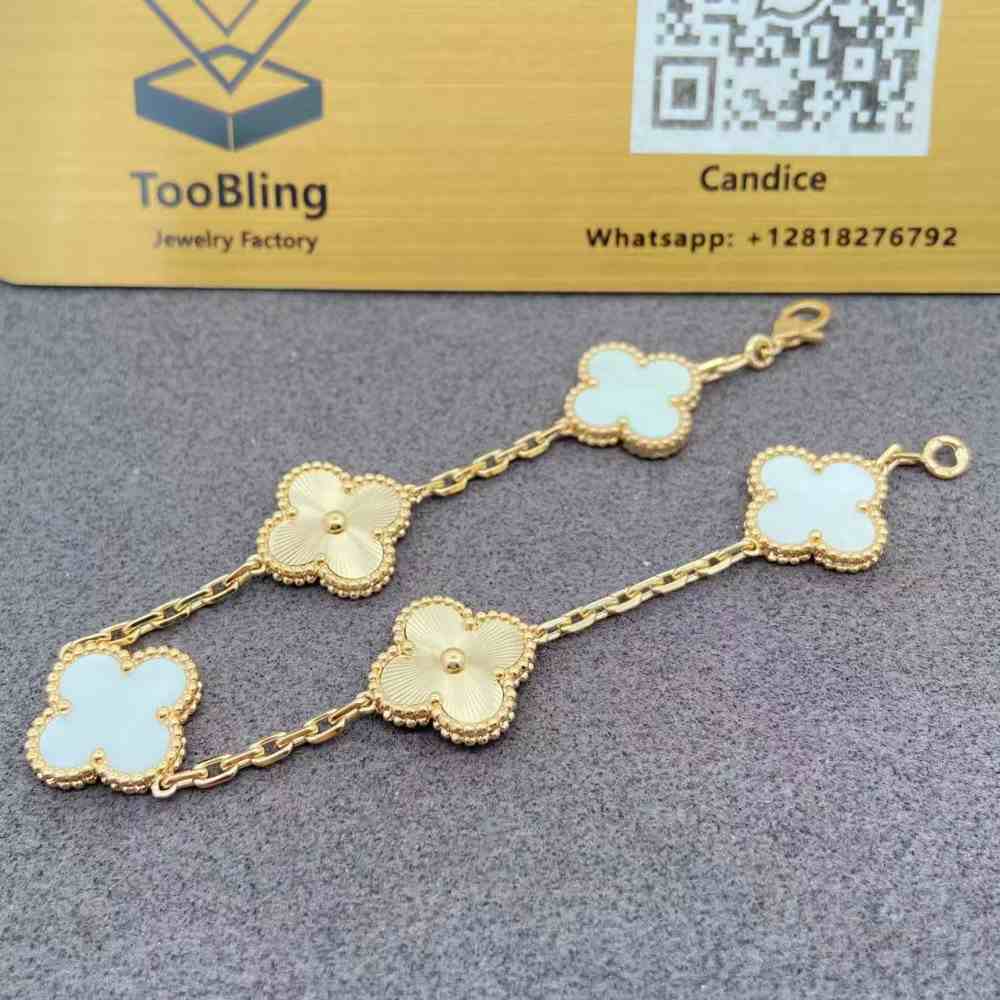 Van Cleef Mother of Pearl Clover Bracelet Gold Van Cleef Mother of Pearl Clover Bracelet Gold