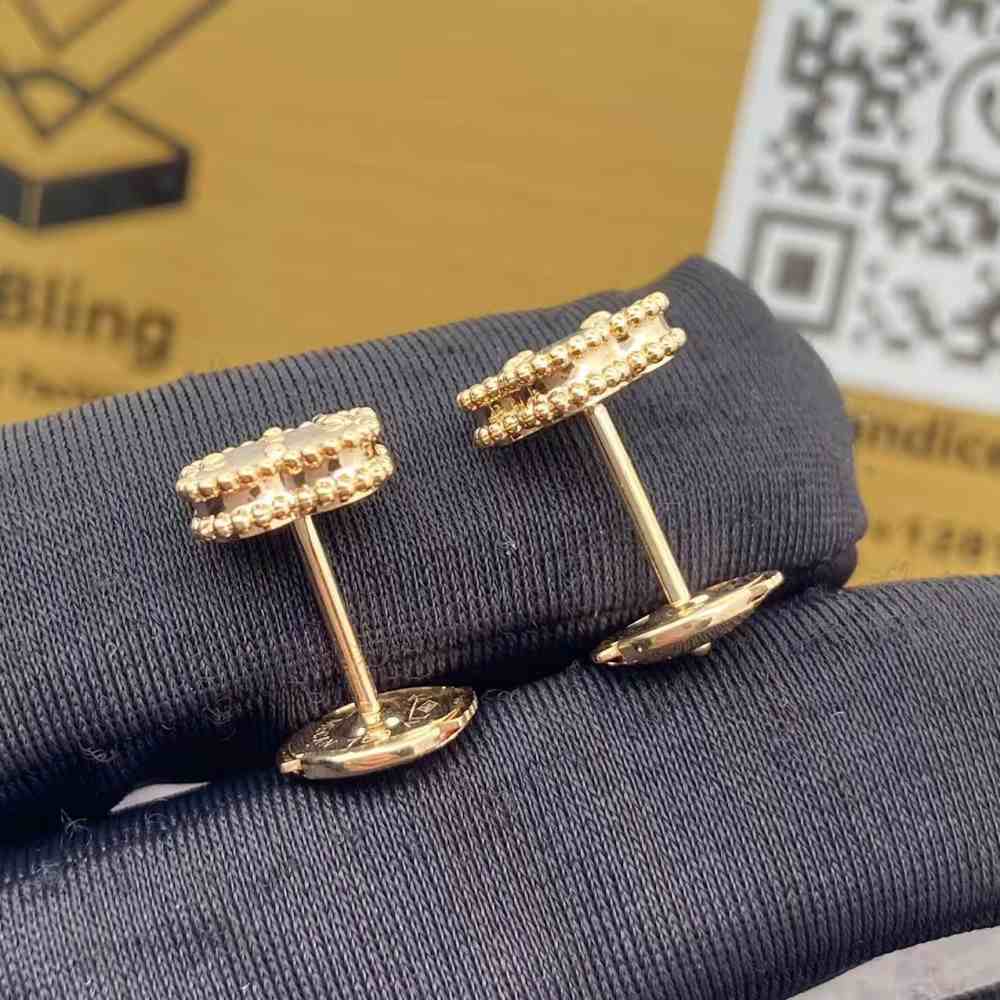 Van Cleef Earrings Sweet Alhambra Mother of Pearl Copy VCARA44800 (2) Van Cleef Earrings Sweet Alhambra Mother of Pearl Copy VCARA44800